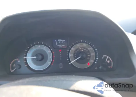 2015 Honda Odyssey Touring/Touring Elite из США, поврежденный, VIN 5FNRL5H94FB071825